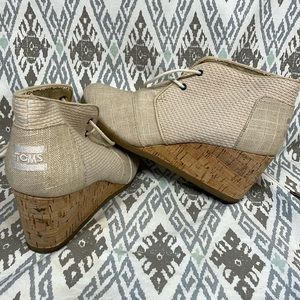 Toms wedges lace up